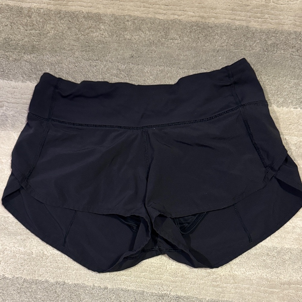 Lululemon speed up low rise shorts